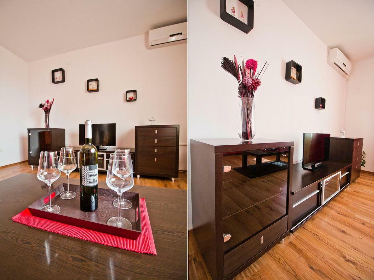 Apartment Josip Подстрана Екстер'єр фото